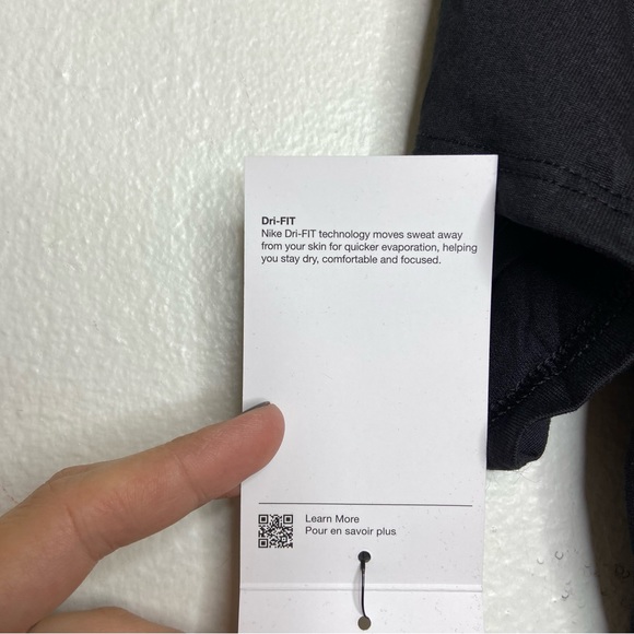 Nike Women’s Medium Large Phil Knight Legacy T-shirt Tee Shirt New With Tags - Picture 5 of 12